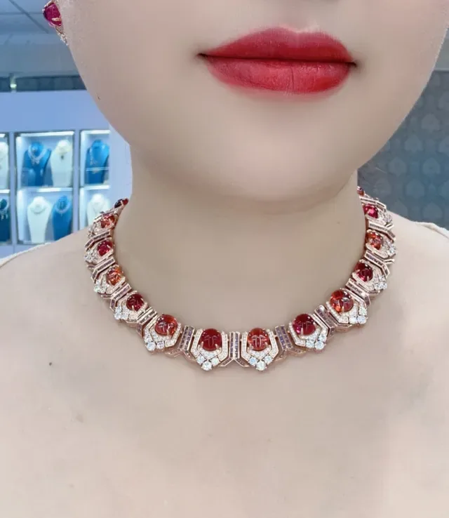 Red Gold Geometric Link Design Cabochon Gemstones Necklace 6