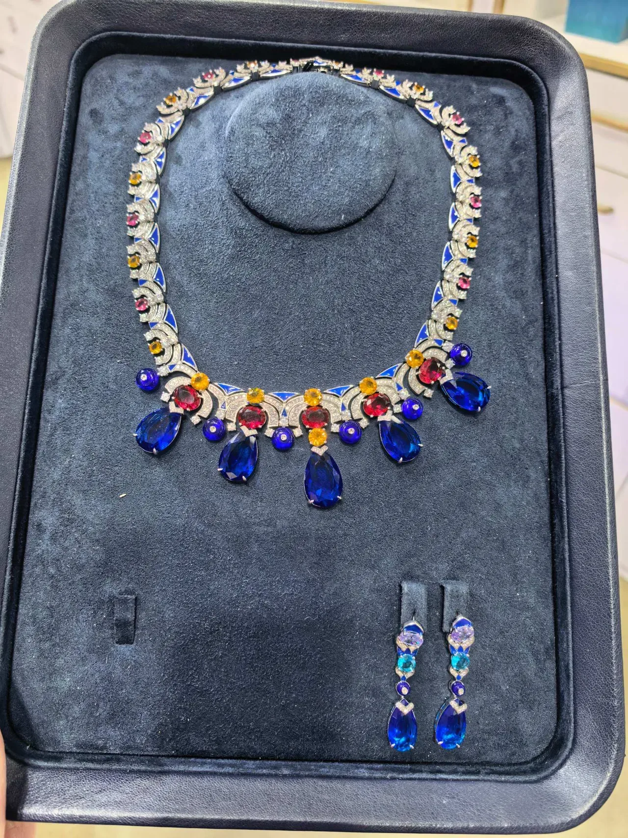 Red Multicolor Multi-Gemstone Enamel Inlay Necklace 2