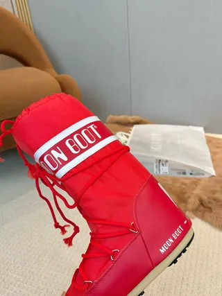 Red White Insulated Tall Boot Drawstring Cuff Snow Boots 2