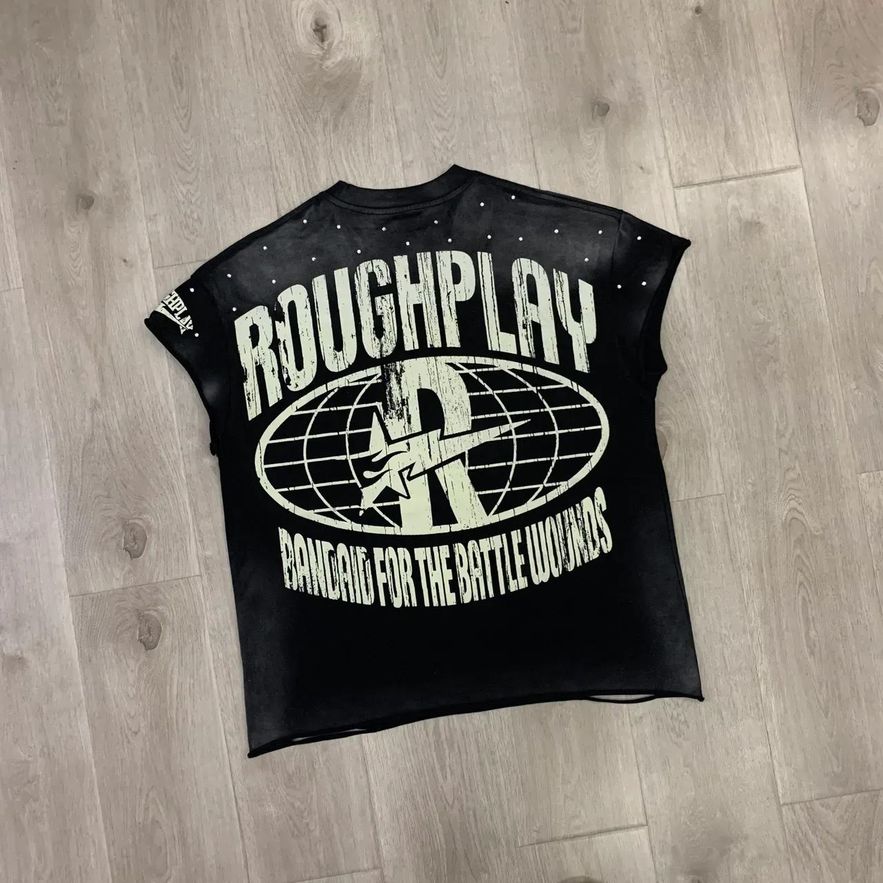ROUGH Graphic Print Rhinestone-Embellished Oversized T-Shirt 5