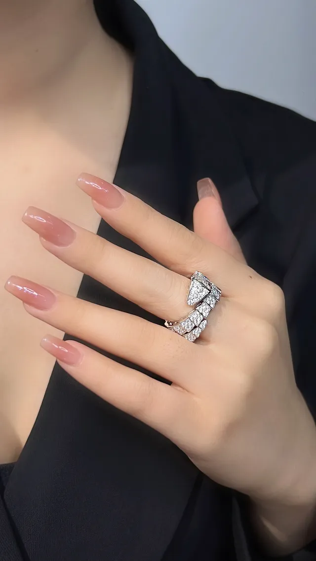 Silver and White Pavé Geometric Scale Motif Multi-Band Ring 8