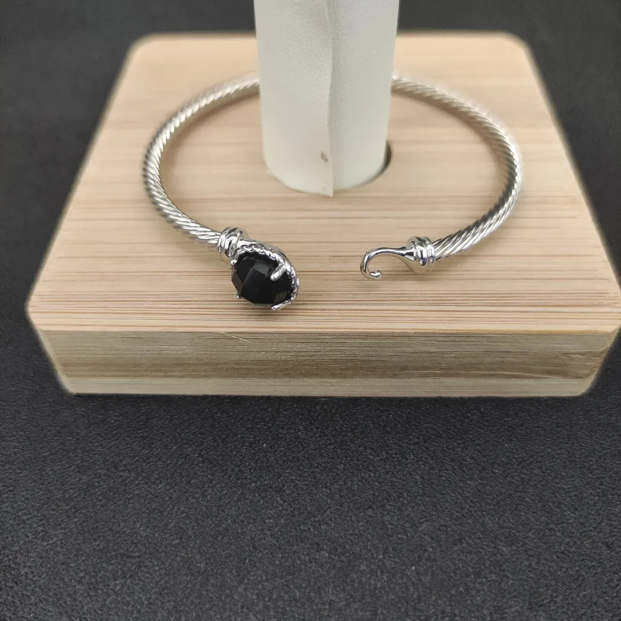 Silver Black Twisted Cable Wire Faceted Dark Stone Bracelet 7
