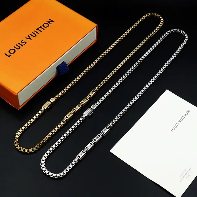 Silver Box Chain Metallic Necklace 5