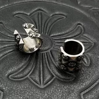 Silver Faceted Geometric Band Embossed Daisy Motifs Ring 4