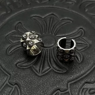 Silver Faceted Geometric Band Embossed Daisy Motifs Ring 5