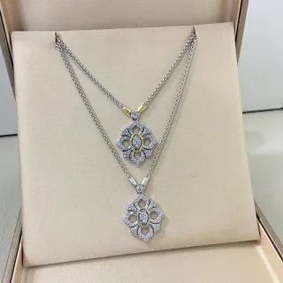 银色金色层叠花卉图案项链