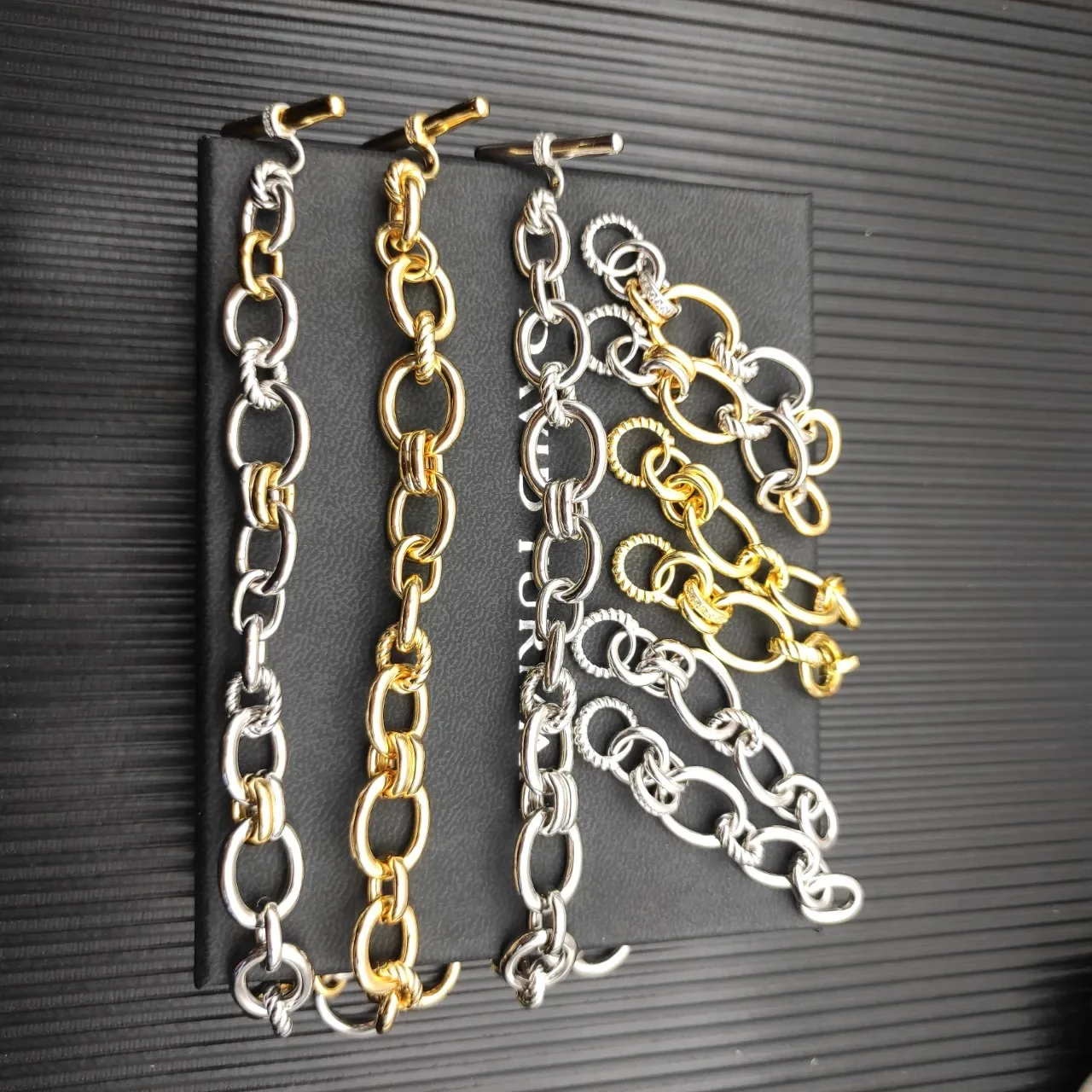 Silver Gold Twisted-Link Oval Chain Toggle Clasp Closure Bracelet 2