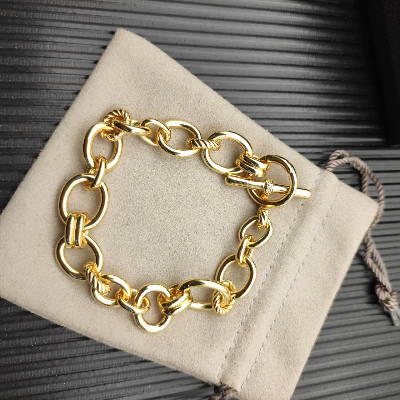 Silver Gold Twisted-Link Oval Chain Toggle Clasp Closure Bracelet 8