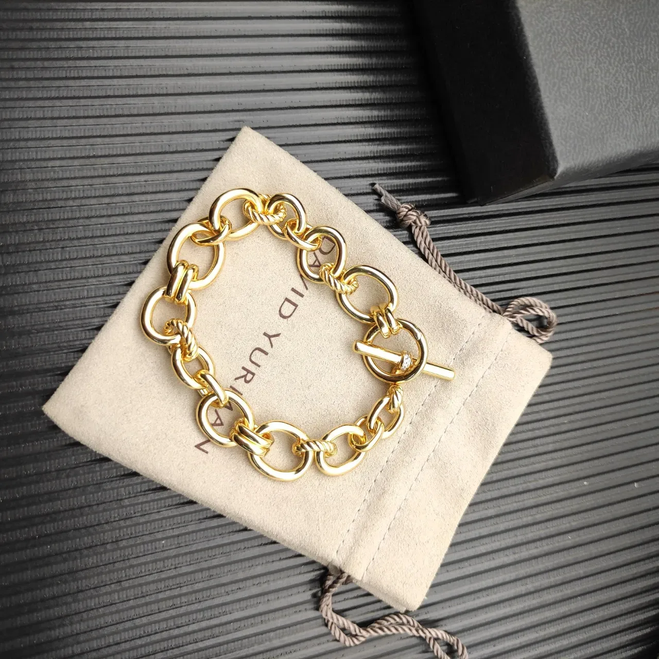 Silver Gold Twisted-Link Oval Chain Toggle Clasp Closure Bracelet 10