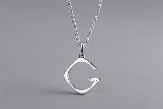 Silver Heart-Shaped Pendant Engraved Latin Inscription Necklace 2