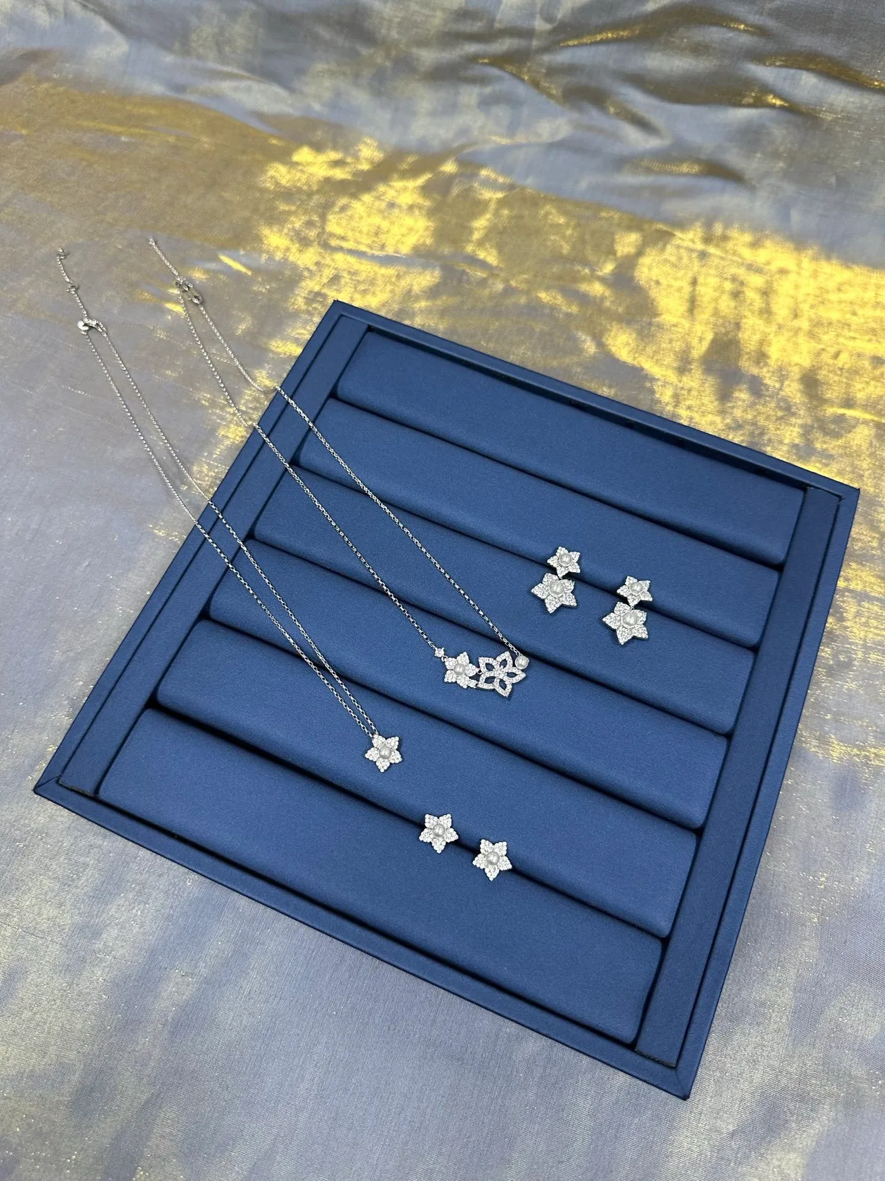 Silver Navy Chain Floral Openwork Pendant Necklace 8