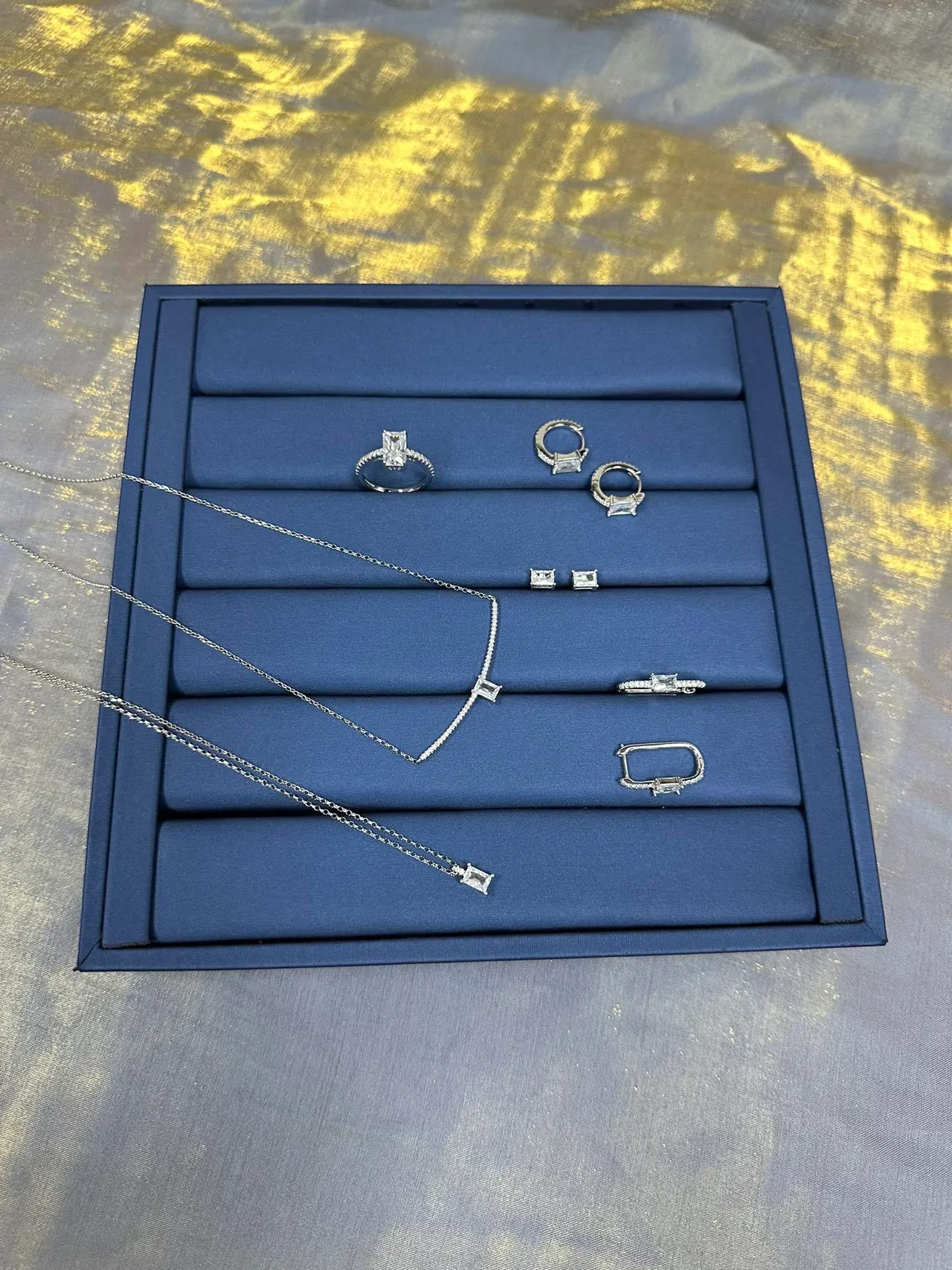 Silver Navy U-Shaped Hoops Baguette Center Stone Earrings 5