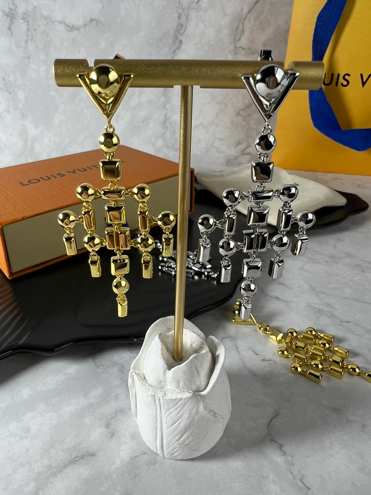 Silver-Tone Geometric Chandelier Dangling Earrings 2