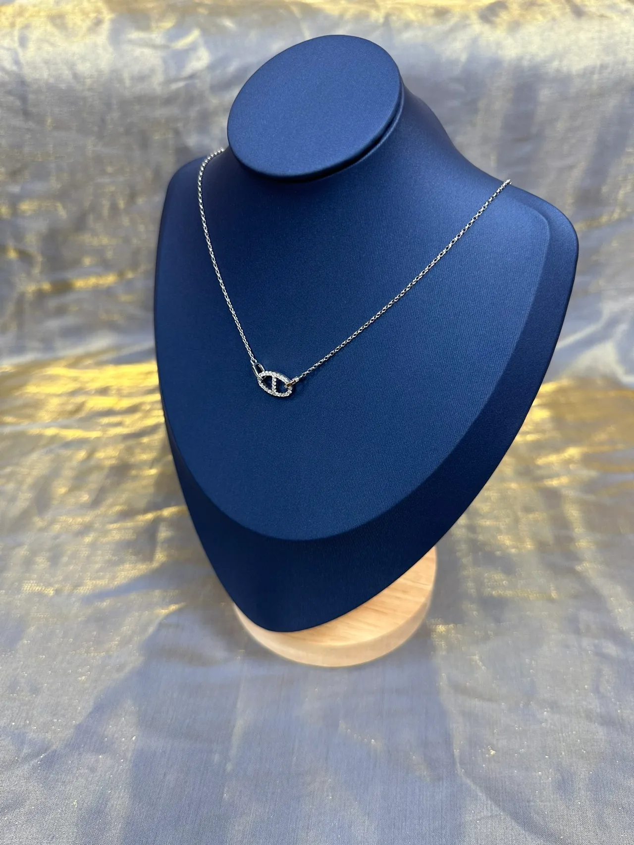 Silver-Tone Oval Pave Pendant Necklace 8