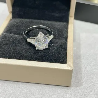 Silver White Pear-Cut Center Stone Tapered Baguette Side Stones Ring