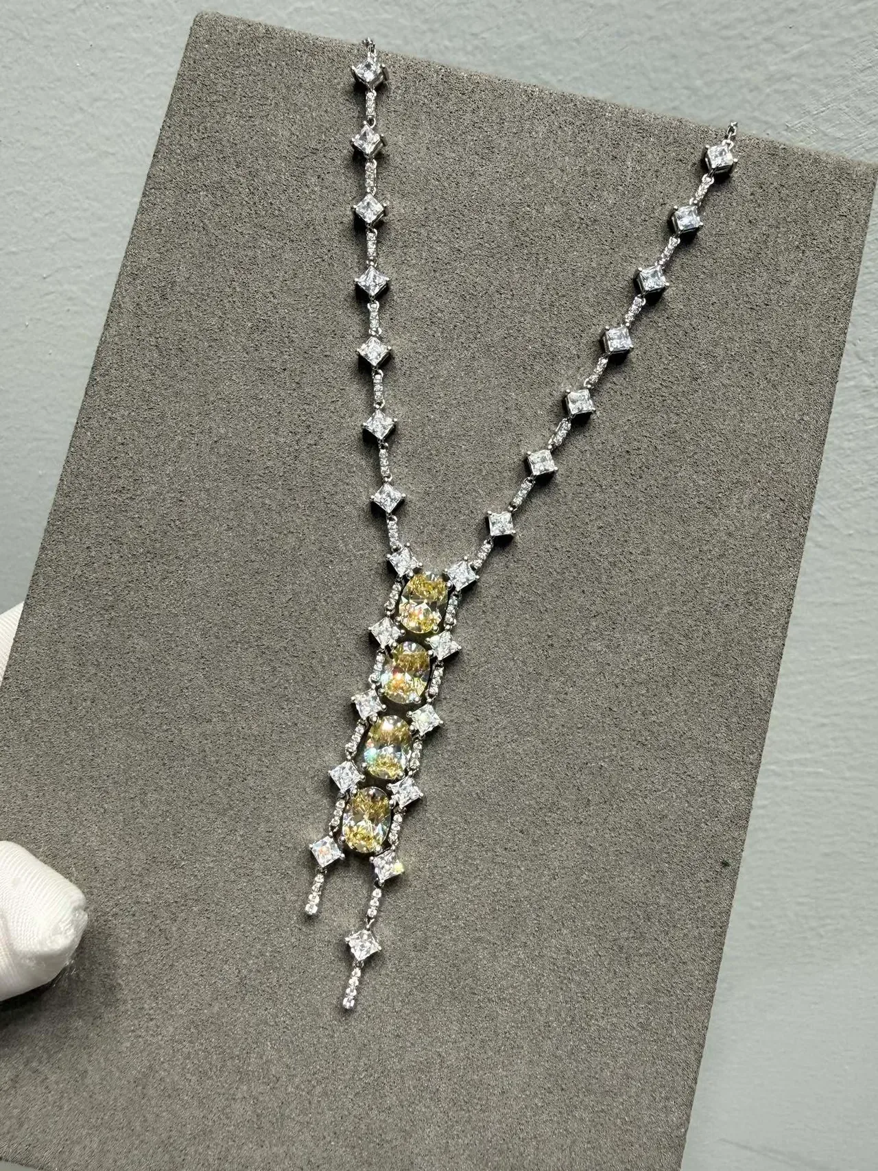 Silver Yellow V-Shaped Chain Multi-Stone Pendant Necklace 3