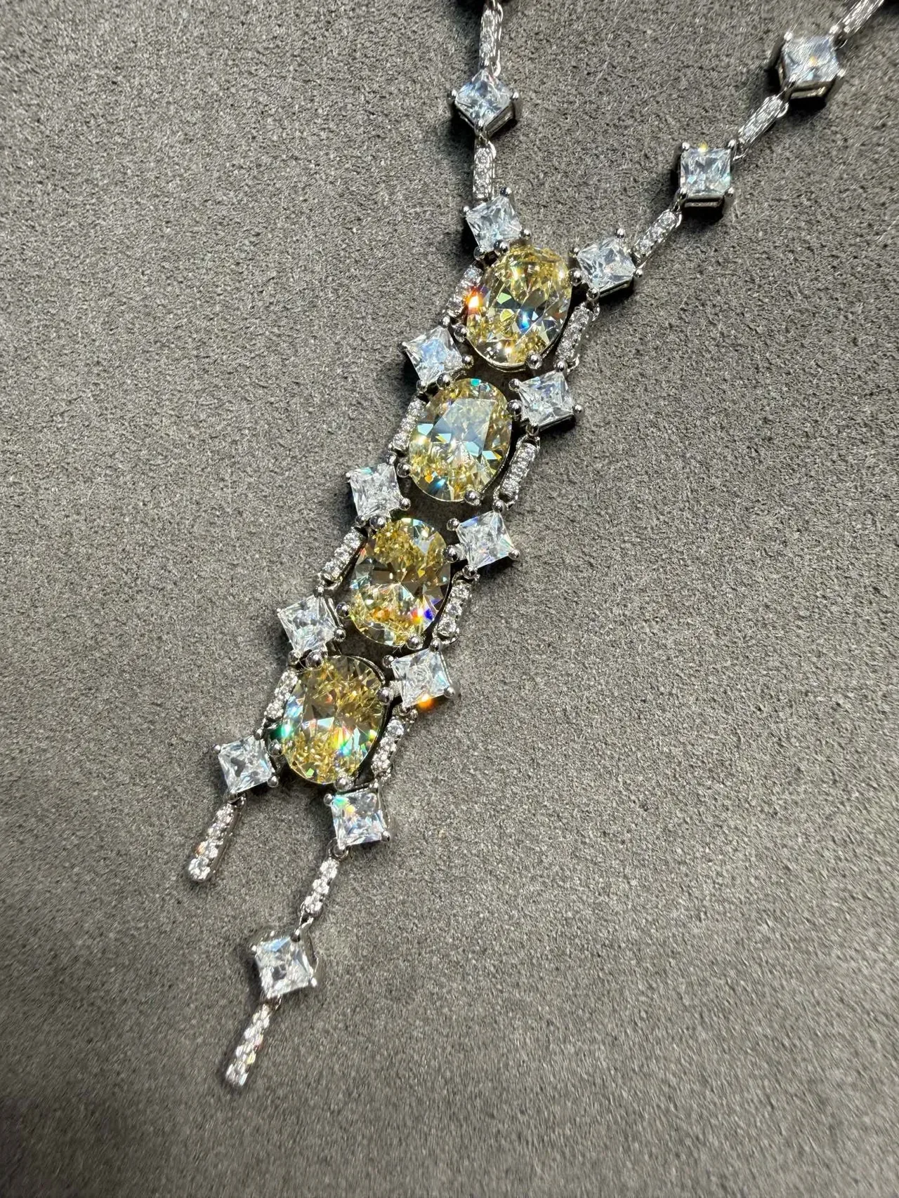 Silver Yellow V-Shaped Chain Multi-Stone Pendant Necklace 4