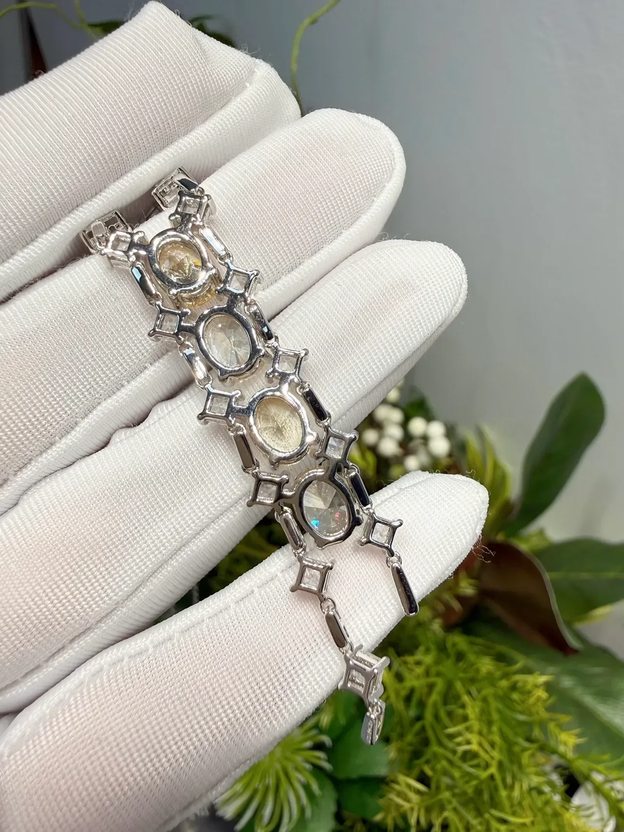 Silver Yellow V-Shaped Chain Multi-Stone Pendant Necklace 6