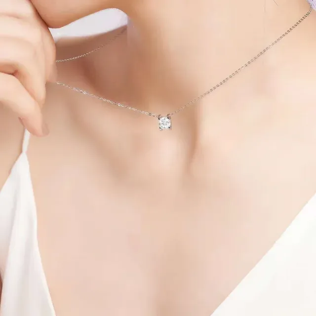 Solitaire Round Brilliant-Cut Stone Pendant Necklace 3