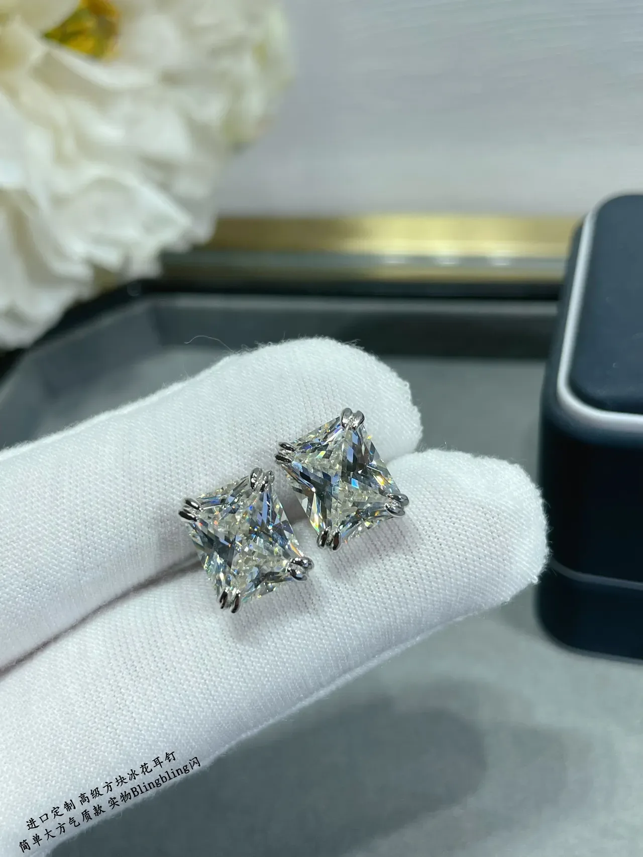 Square-Cut Prong-Set Clear Stud Earrings 3