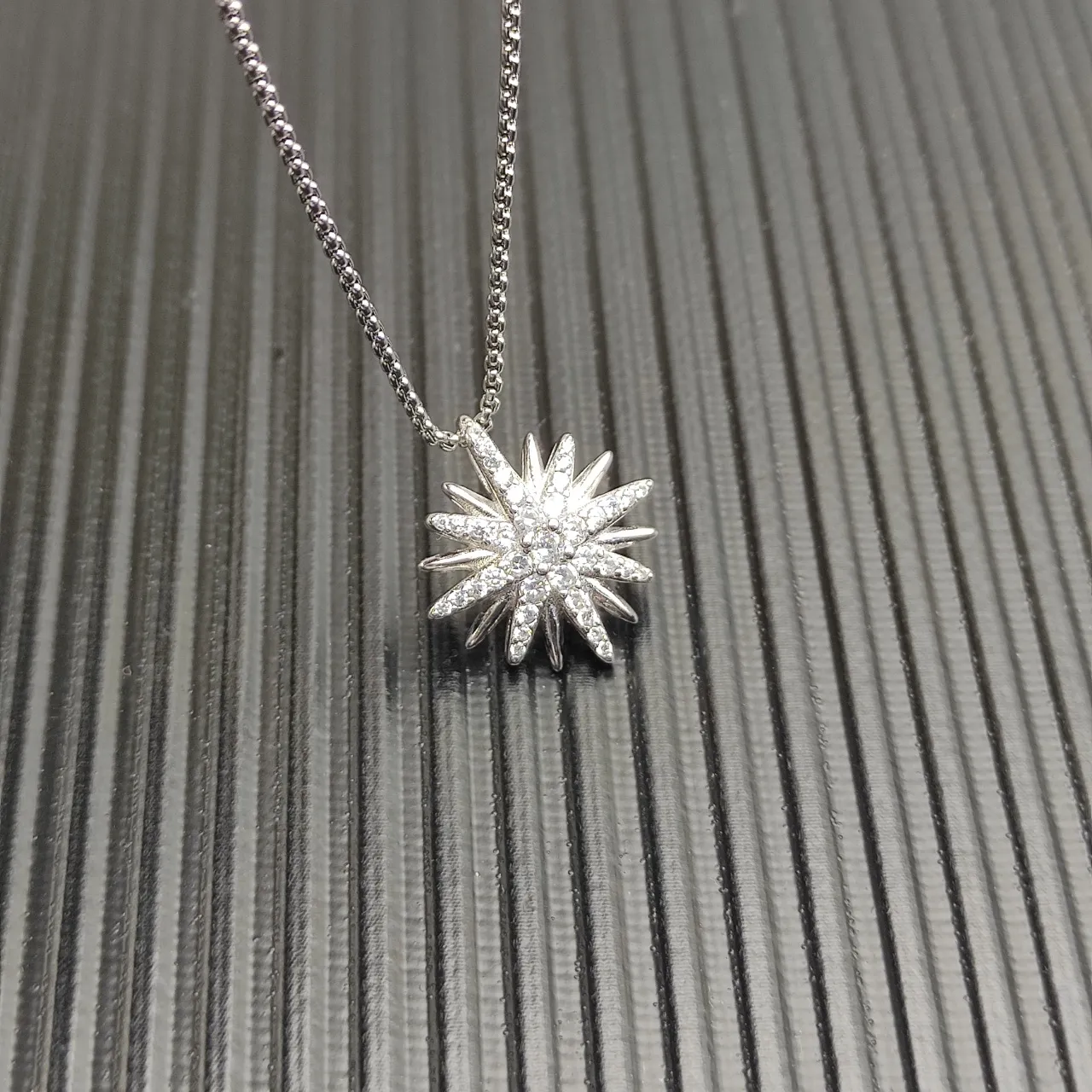 Starburst Pavé Diamond Pendant Necklace 6