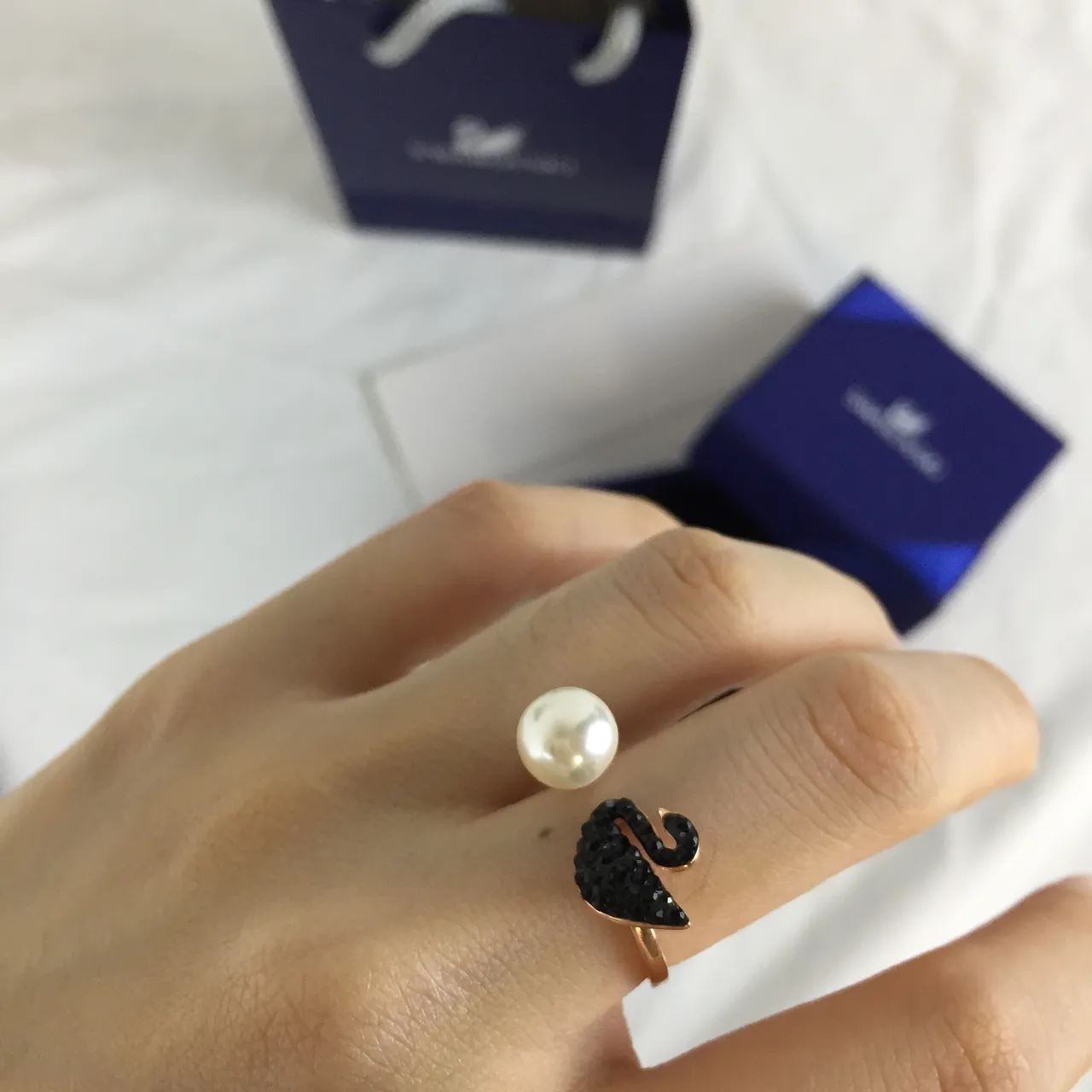 Swan Motif Pearl and Black Pavé Open Ring 4