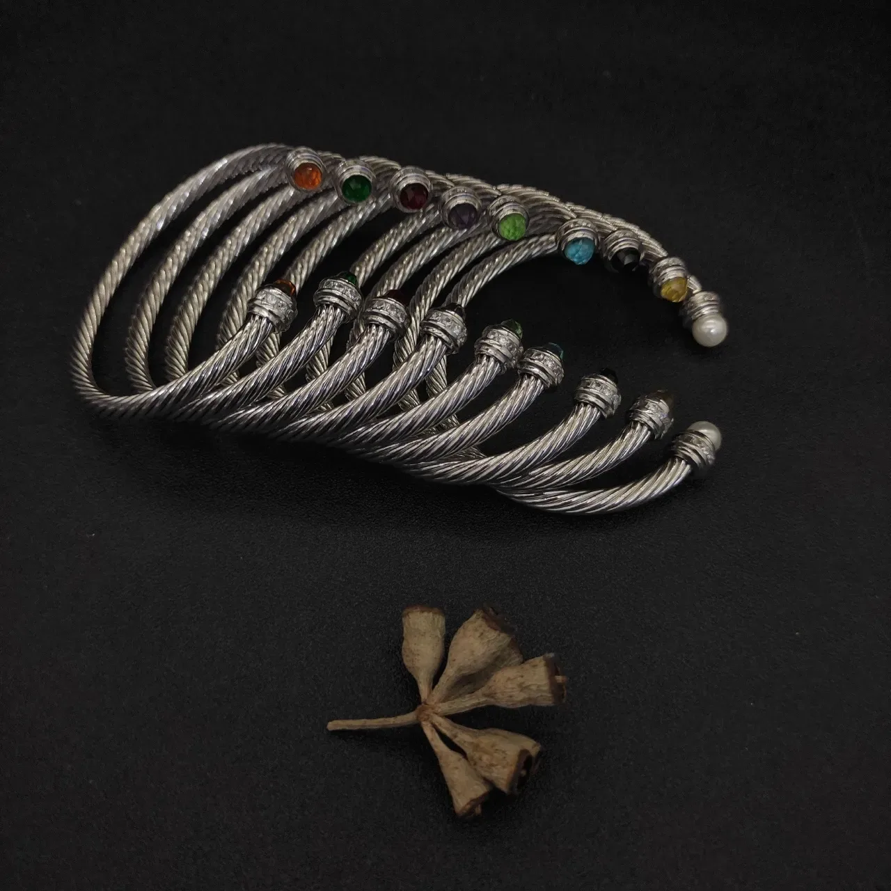 Twisted Cable Pearl-End Cuff Bracelet 3