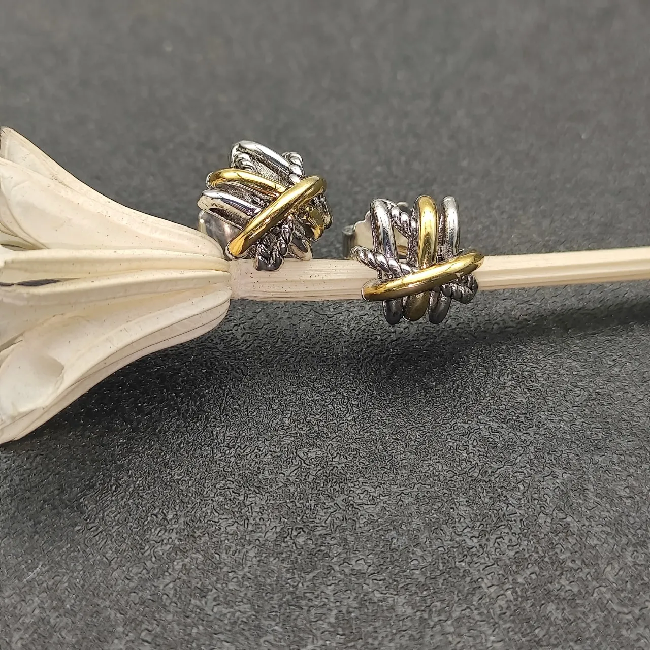 Two-Tone Interwoven Knot Stud Earrings 7
