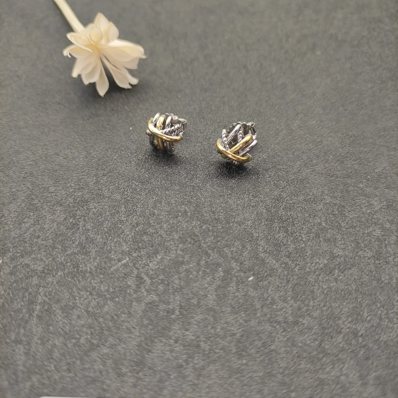 Two-Tone Interwoven Knot Stud Earrings 9