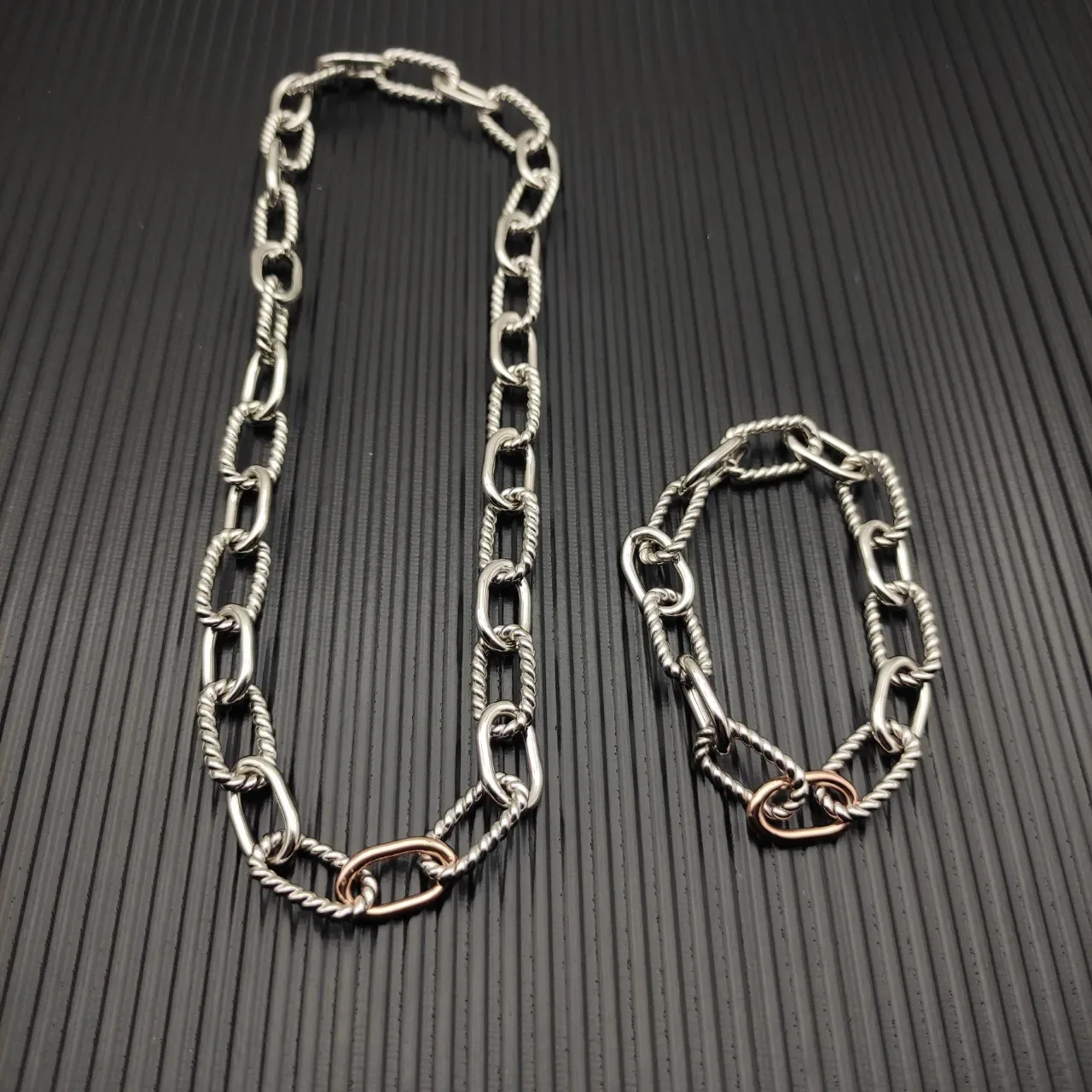 Two-Tone Mixed-Link Chain Necklace 2