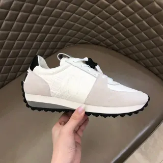 Tênis lifestyle estilo runner retrô branco e bege