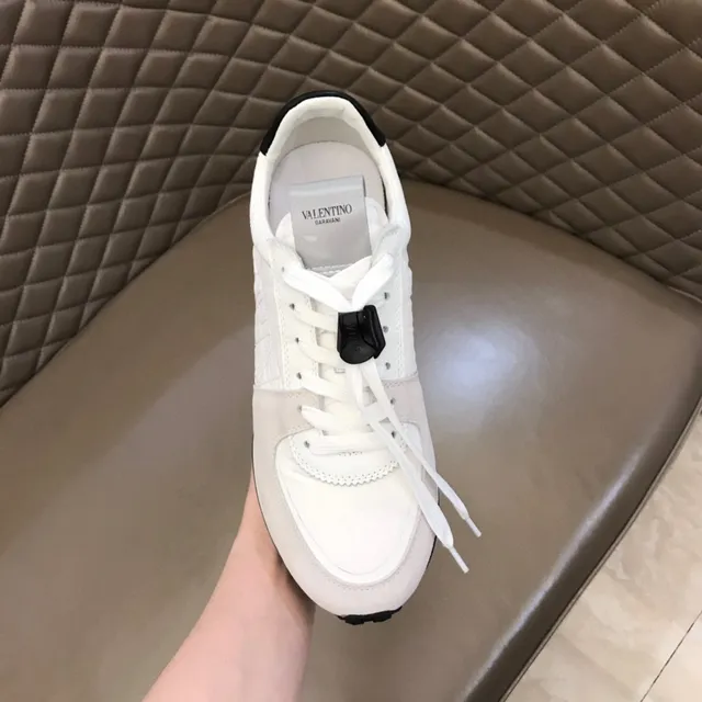 White and Beige Retro Runner Style Lifestyle Sneaker 4
