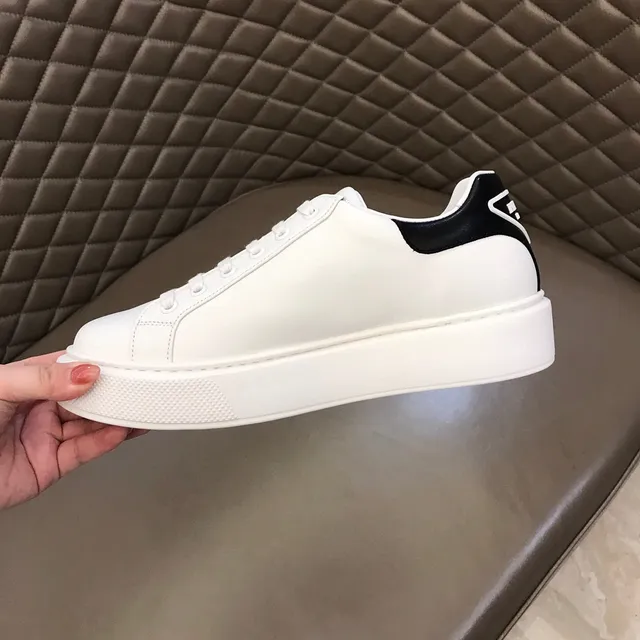White and Black Platform Lifestyle Sneaker 3