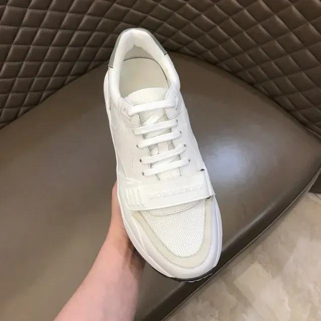 White and Gray Chunky Lifestyle Sneaker 4