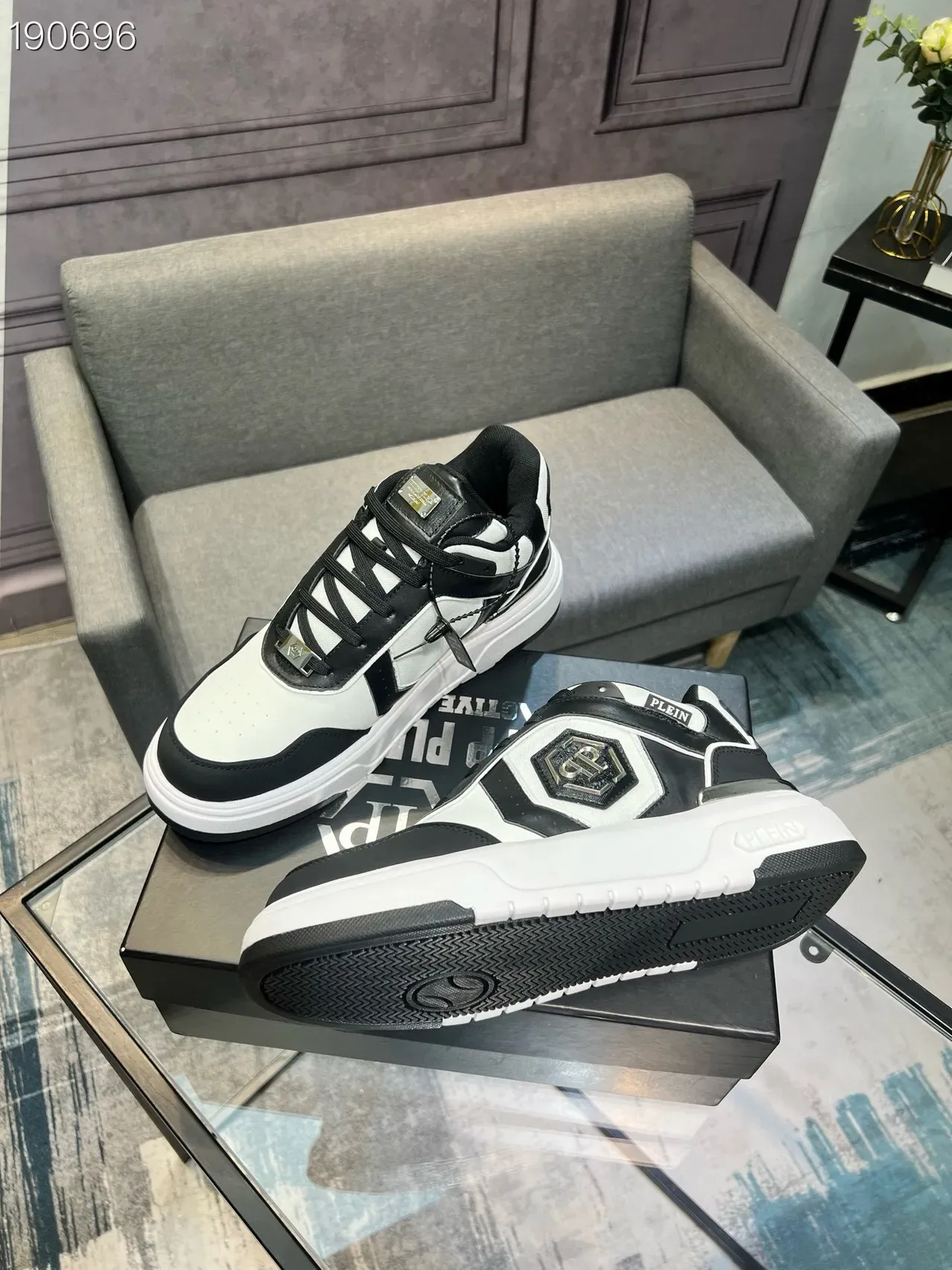 White Black Monochrome Panelled Upper Hexagonal Metallic Emblem Sneakers 8