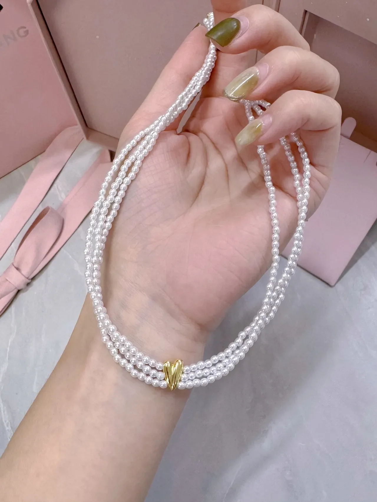 White Gold Multi-Strand Pearl Necklace 9