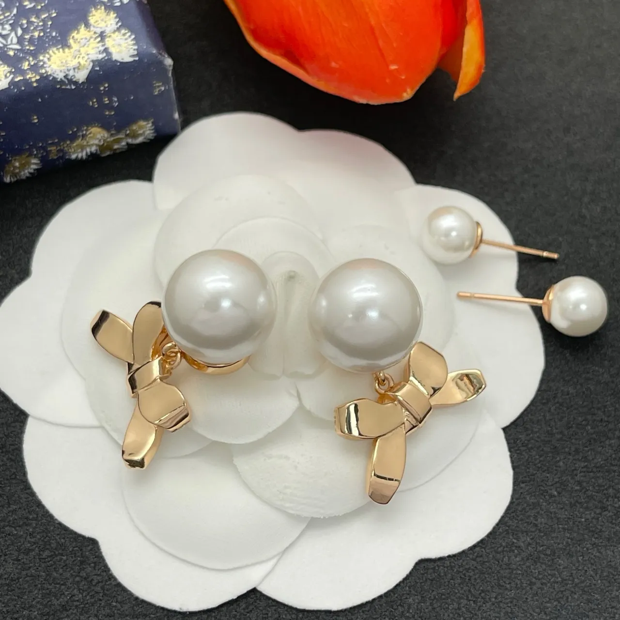 White Gold Pearl Stud Crystal-Embellished Bow Earrings 3