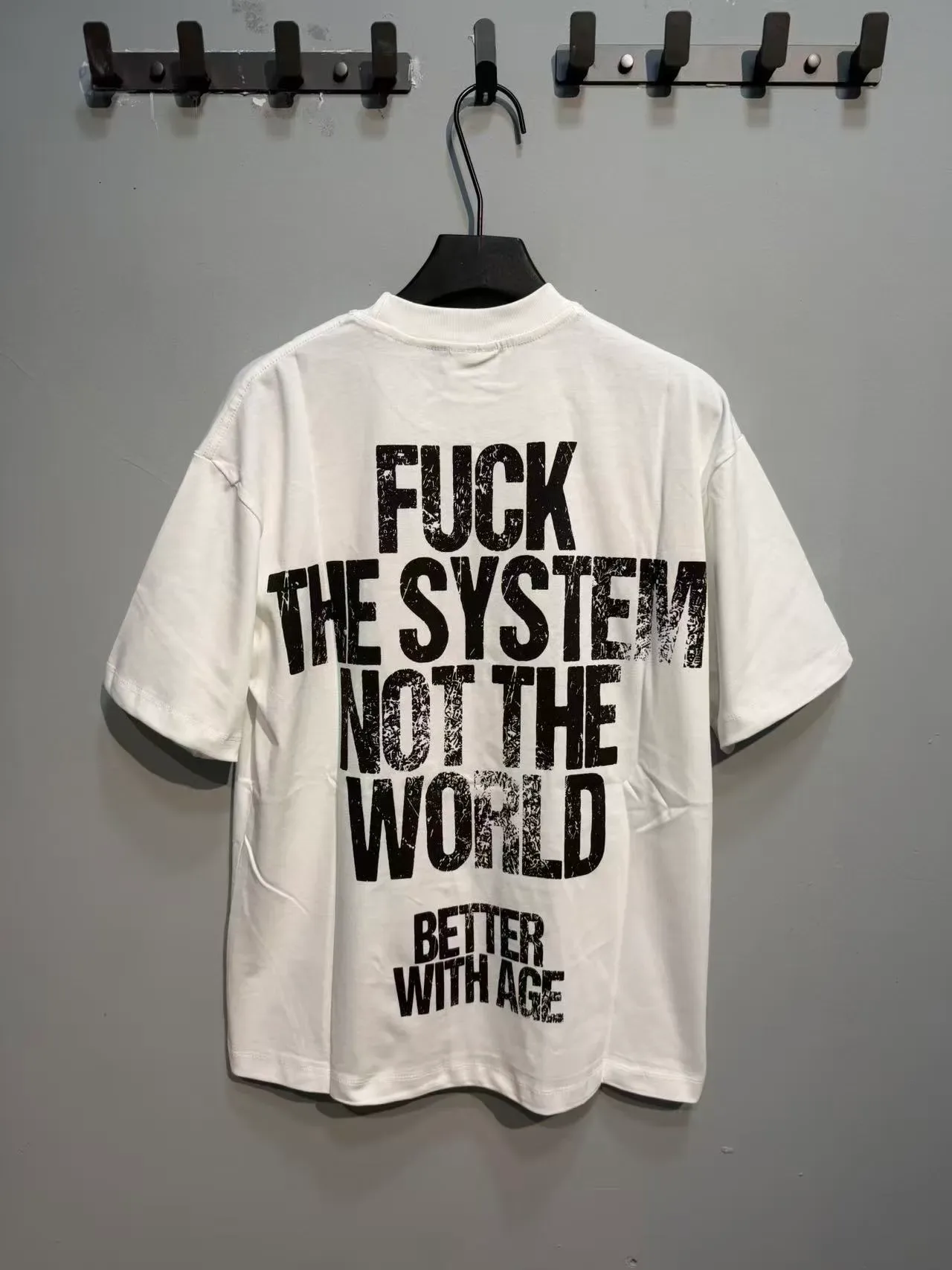 White Graphic-Print Oversized Crewneck T-Shirt 6