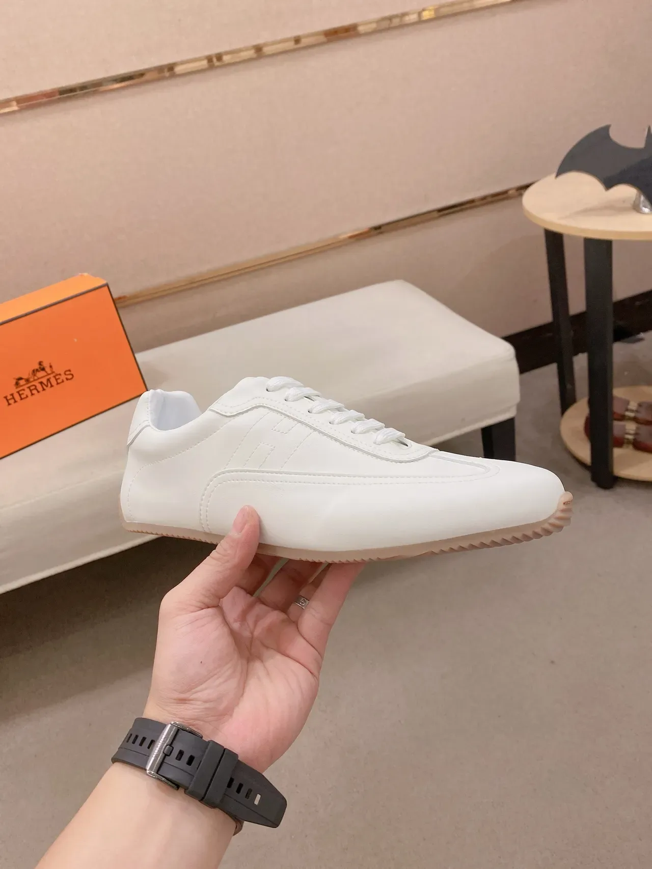 White Minimalist Low-Top Lifestyle Sneaker 4