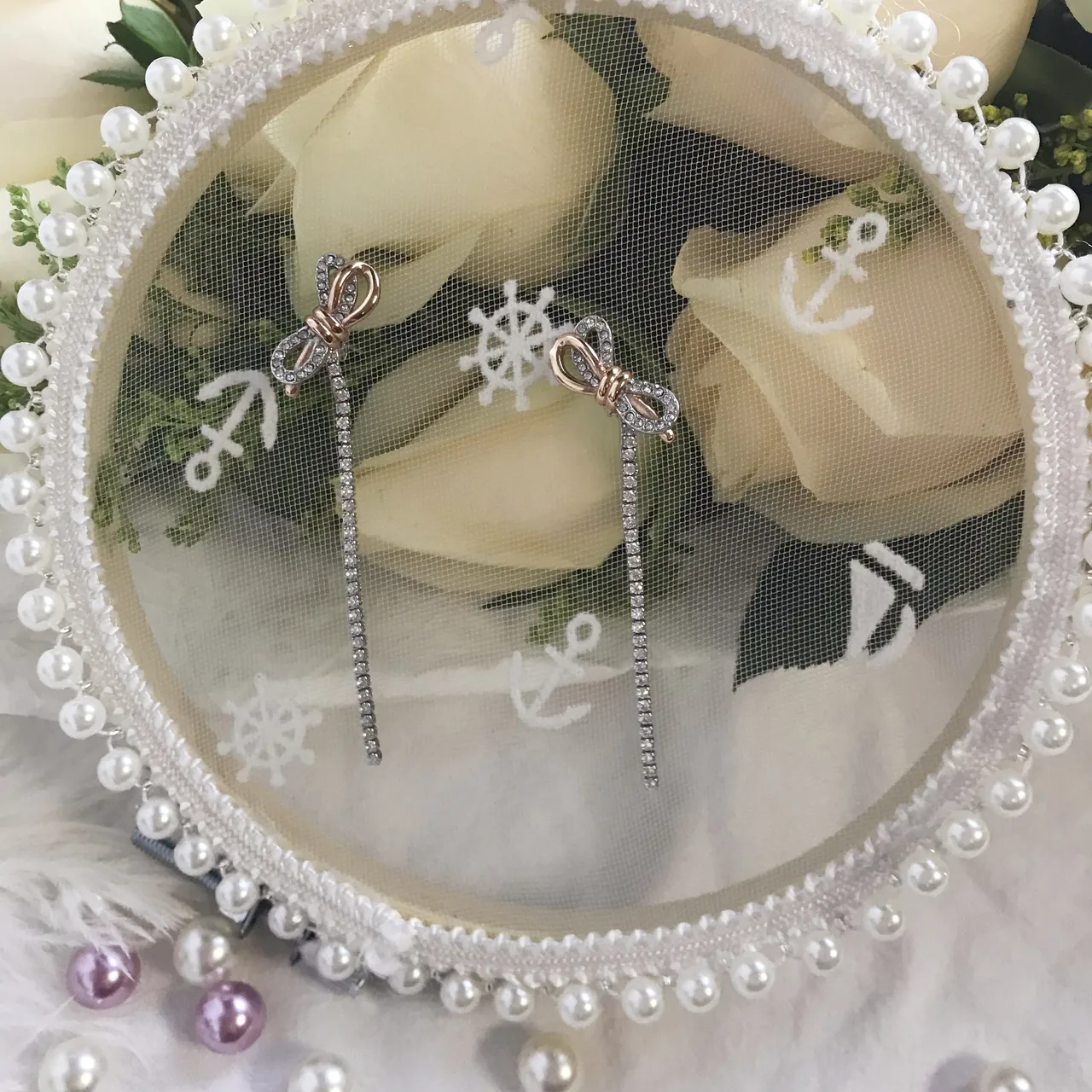 White Pink Pearl-Trimmed Circular Mesh Jewelry 7