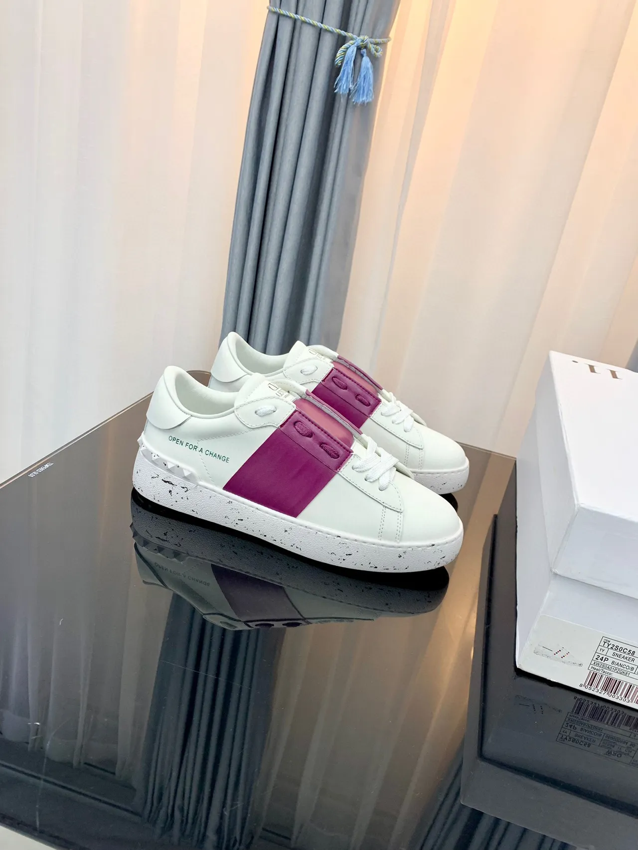 White Purple Low-Top Leather Upper Sneakers 4