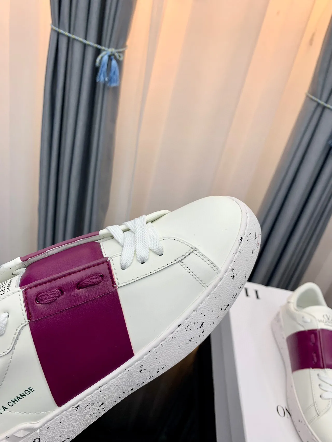 White Purple Low-Top Leather Upper Sneakers 6