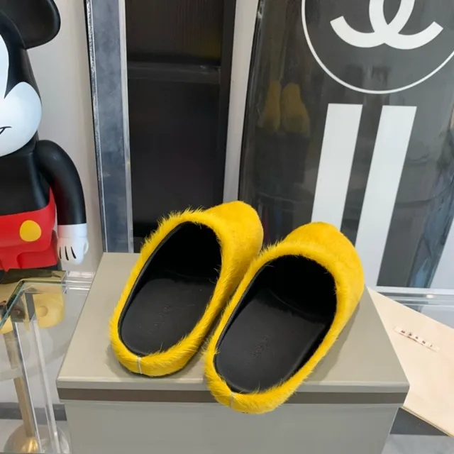 Yellow Black Fuzzy Shearling-Like Upper Open-Back Slipper Silhouette Slippers 2