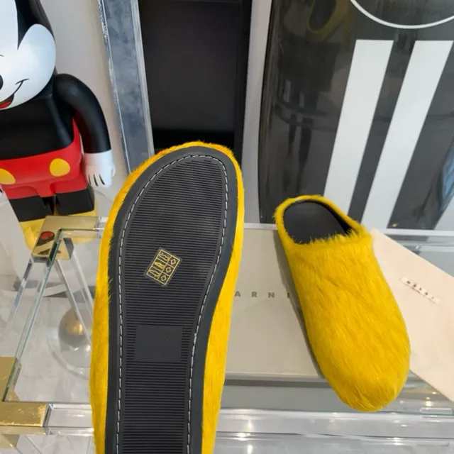 Yellow Black Fuzzy Shearling-Like Upper Open-Back Slipper Silhouette Slippers 8