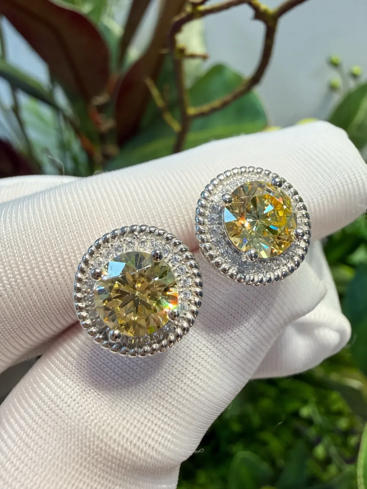Yellow Silver Round Halo Beaded Bezel Earrings 7