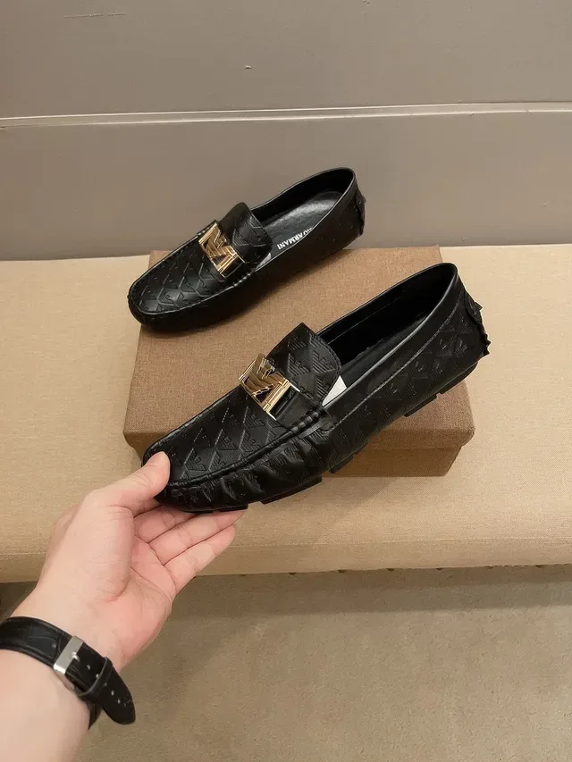 Giorgio Armani Black Gold Embossed Eagle Motif Horsebit Buckle Loafer 2