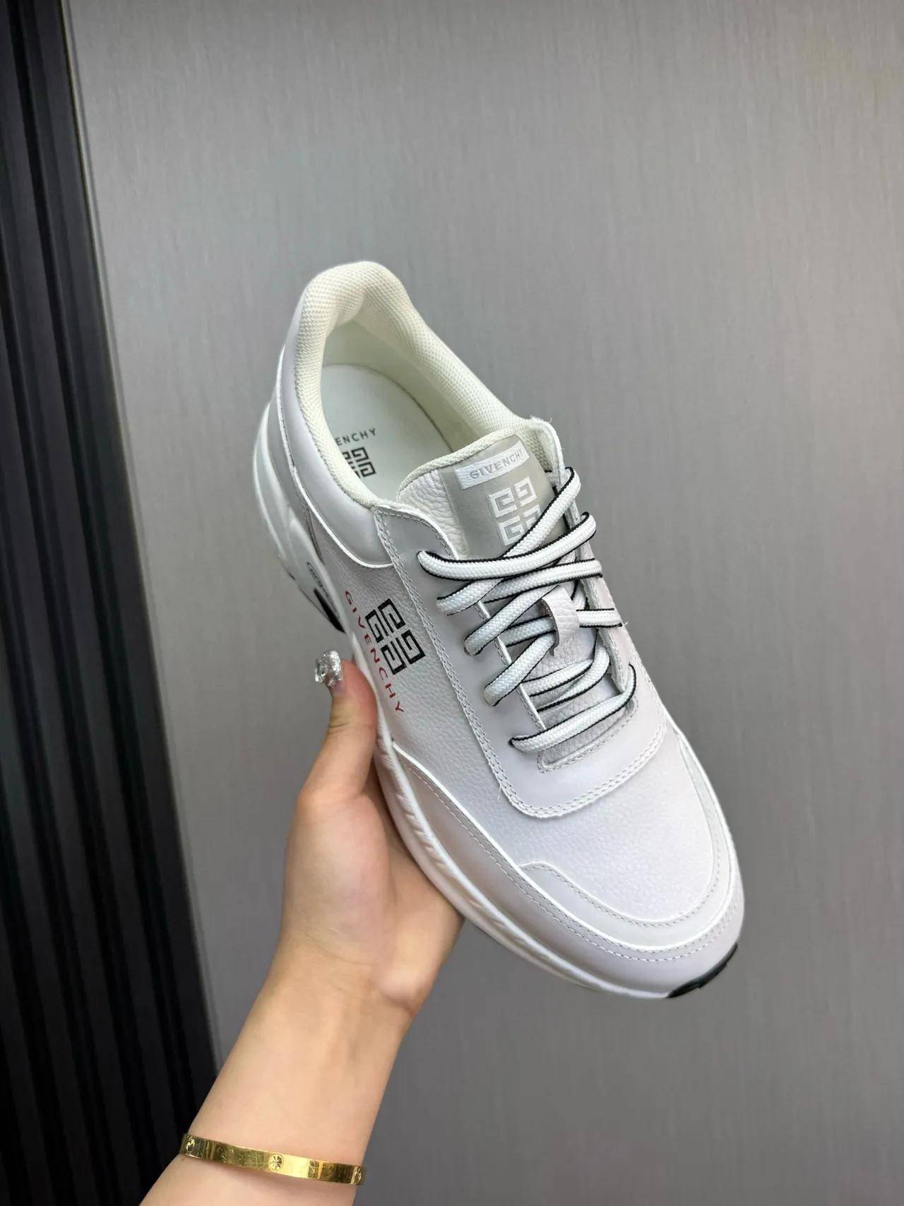 Givenchy City Sport أبيض أسود أحمر أحذية رياضية سميكة 7