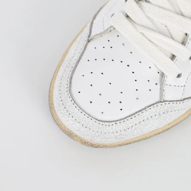 Golden Goose Super-Star blanco negro estrella zapatillas lifestyle 5