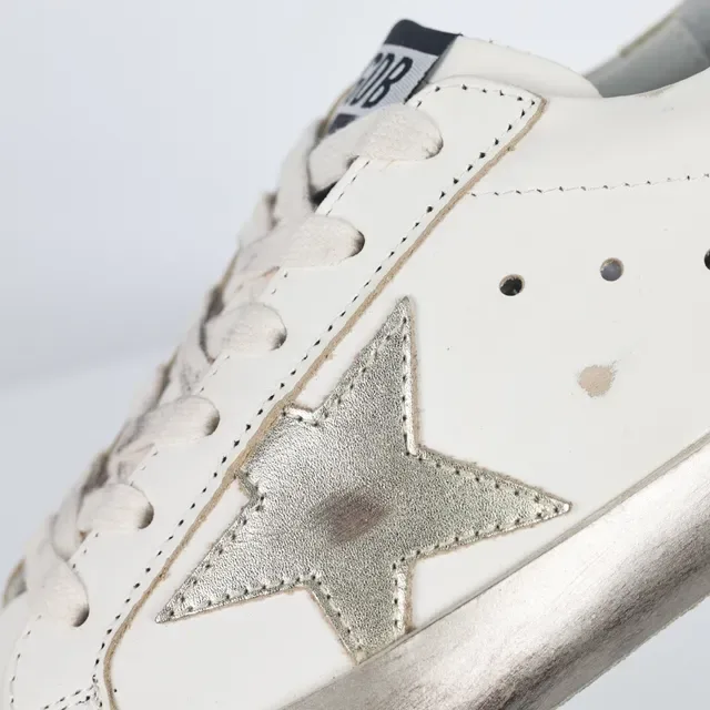 Golden Goose Superstar Off-White Estrela Metálica Tênis Lifestyle 6