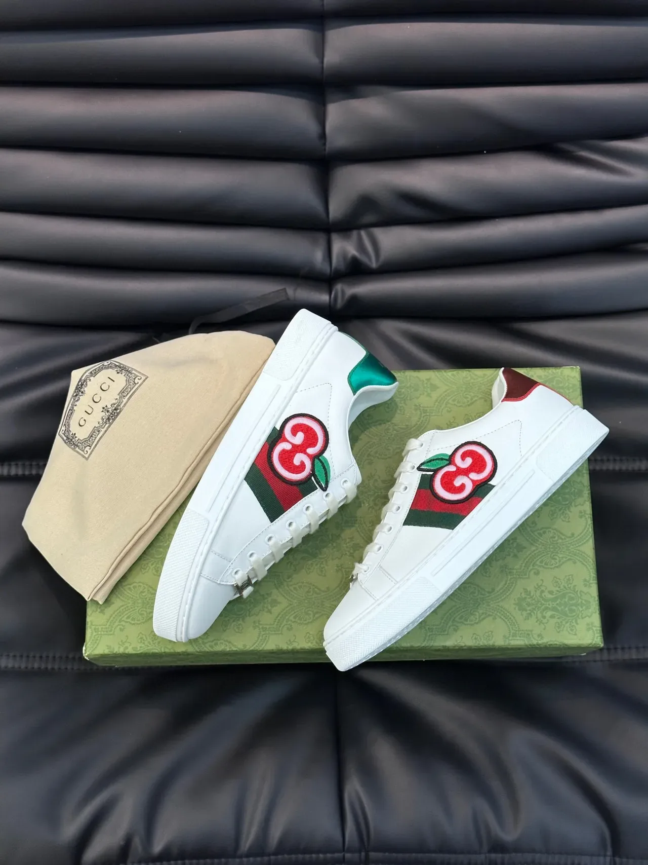 Gucci Ace Bordado Manzana Tênis Lifestyle Branco Verde Vermelho 4